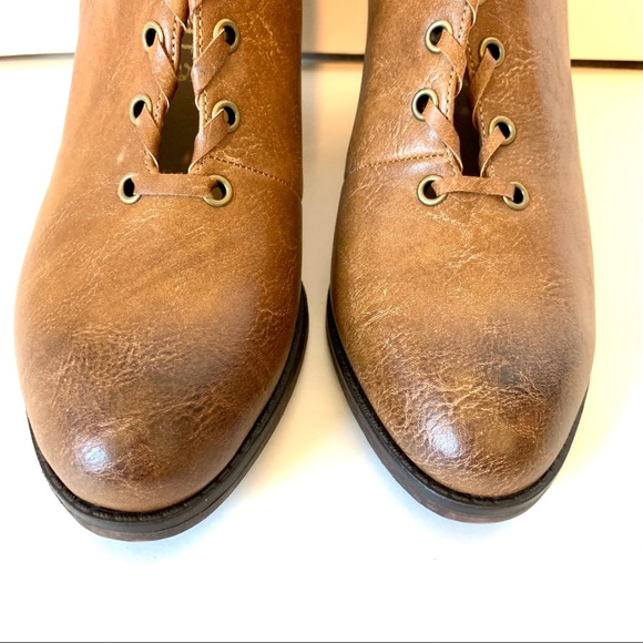 MATA Brown V-Cut Whipstitch Slip On Booties—SZ. 6 - Picture 3 of 14